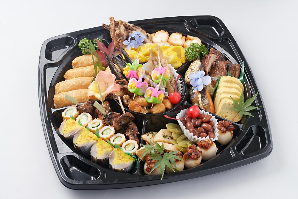 3000円の鉢盛