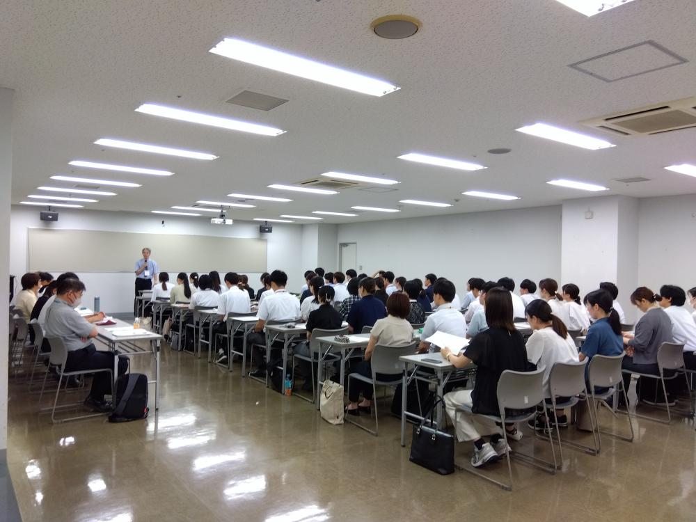若手事務職員研修会1