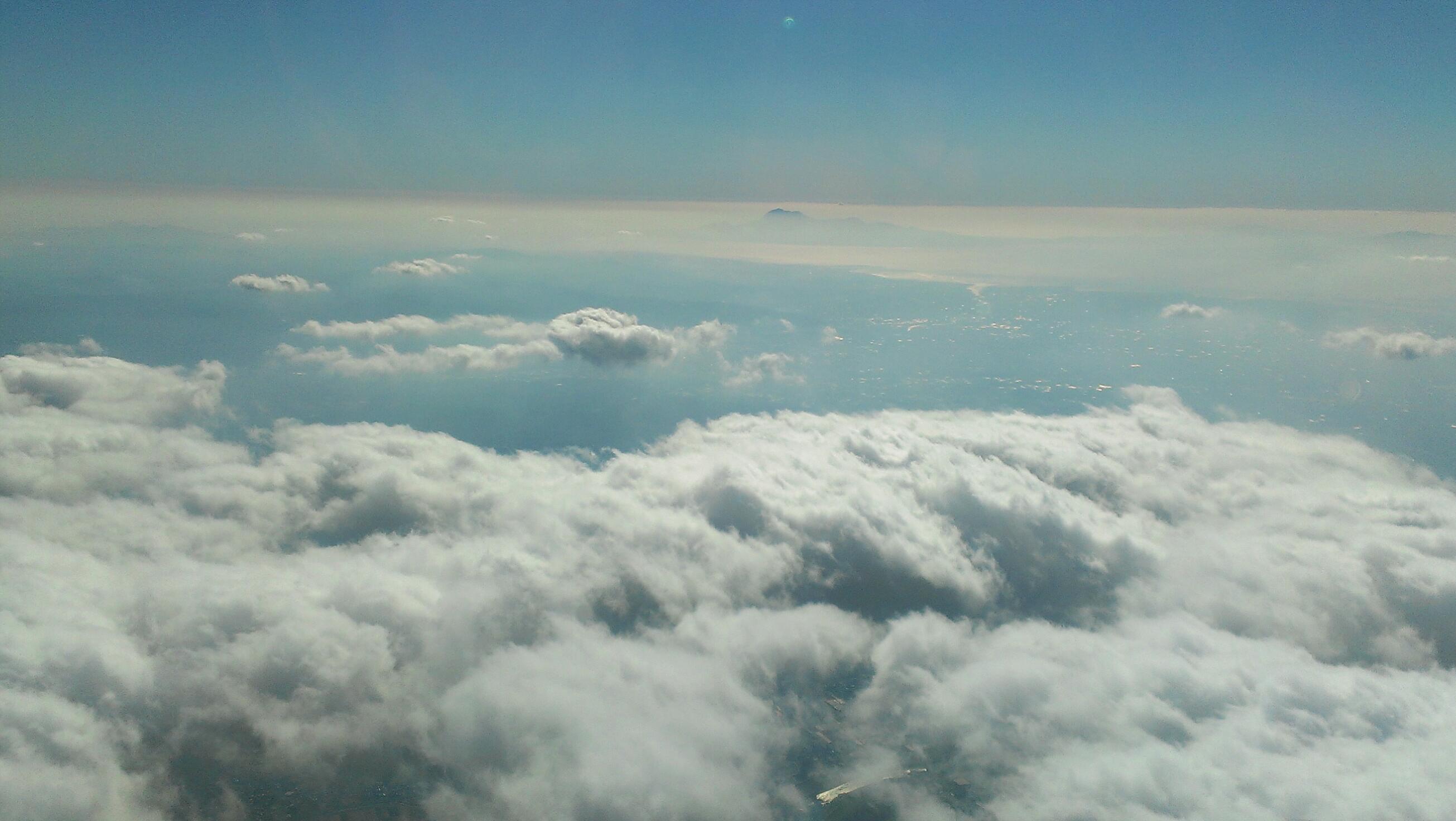 眩しいばかりの雲海